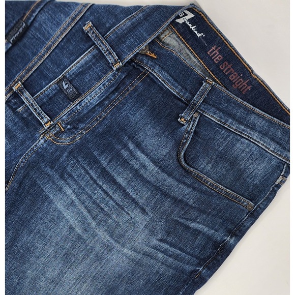 7 For All Mankind Shorts Men's Size 38 X 9 Blue Denim "The Straight" Stretch EUC - Picture 1 of 12